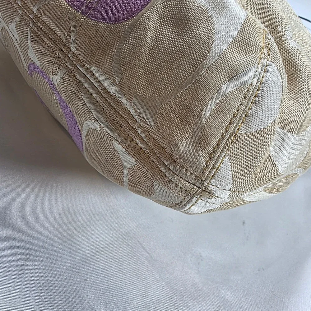 Coach Poppy Signature 